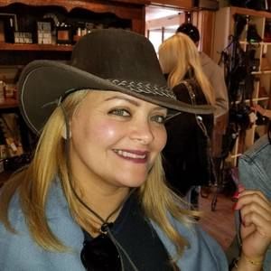 Meet your Posher, Jessika